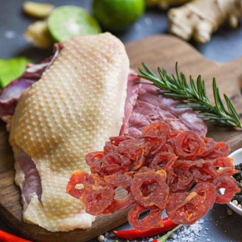 KARMA DLA KOTA NATURALNE PRZYSMAKI HILTON MIEKKIE CIASTECZKA Z KACZKI 100G KARMA DLA KOTA NATURALNE PRZYSMAKI HILTON MIEKKIE CIASTECZKA Z KACZKI 100G